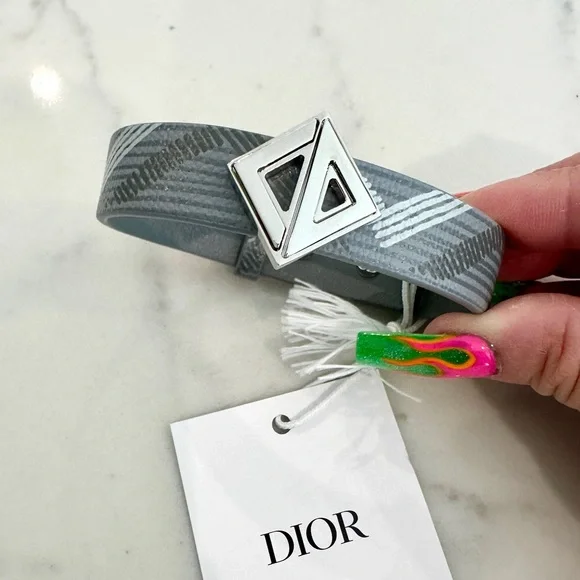 【美品】 DIOR パンディオラ スクエア CDロゴブレス シルバー 腕時計 Christian Dior CD Logo Leather Bracelet Jewelry